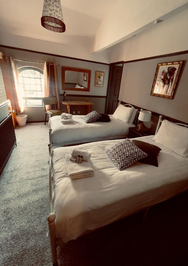 The Italian Greyhound Hotel Great Glen Luaran gambar